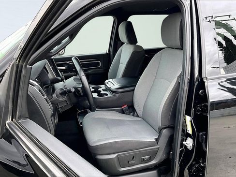 Certified 2024 RAM 2500 Big Horn w/ Bed Utility Group image 27