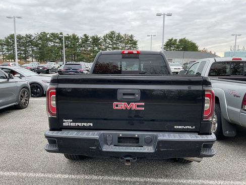 Used 2018 GMC Sierra 1500 Denali w/ Denali Ultimate Package image 8