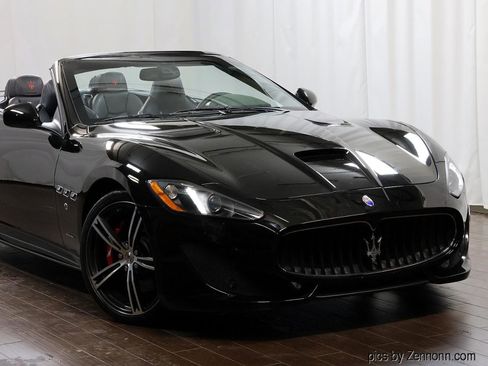 Used 2015 Maserati GranTurismo Sport image 2
