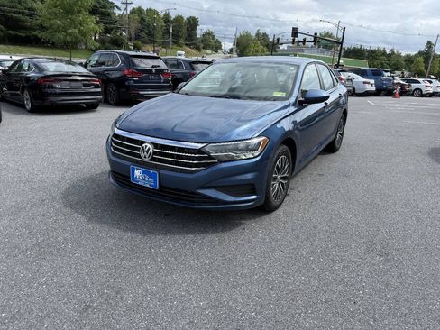 Used 2021 Volkswagen Jetta S FWD image 2