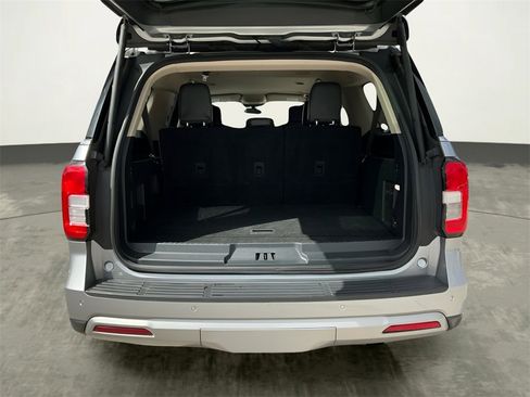 Certified 2023 Ford Expedition Max XLT image 21