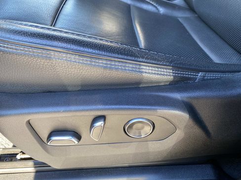 Used 2022 GMC Yukon XL Denali w/ Denali Ultimate Package image 13