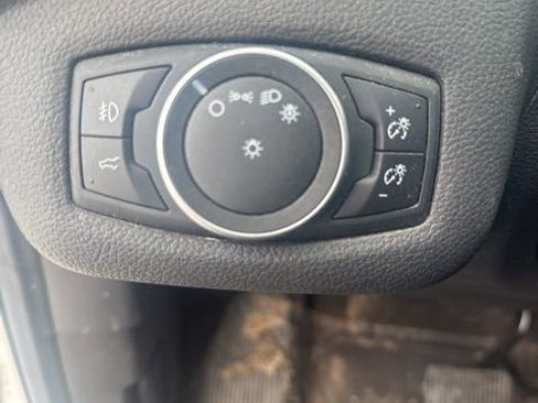 Used 2018 Ford Escape SE image 27