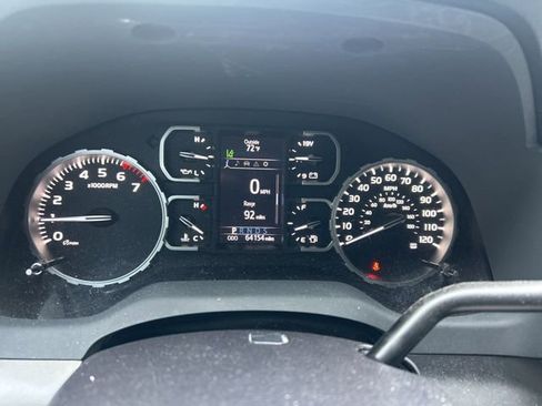 Used 2018 Toyota Tundra SR5 image 14