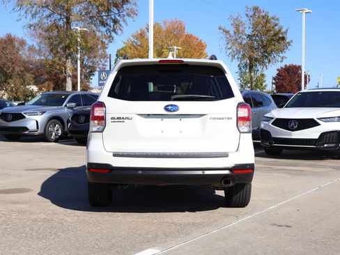 Used 2018 Subaru Forester 2.5i Limited image 5