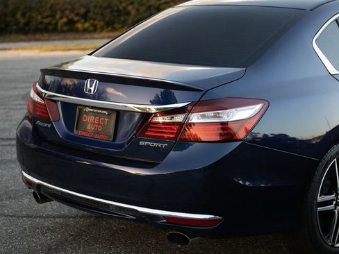 Used 2016 Honda Accord Sport image 13