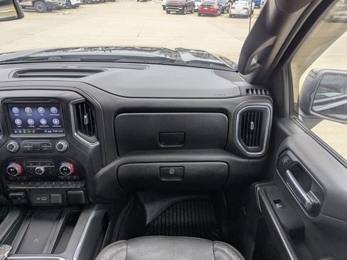 Used 2020 GMC Sierra 1500 AT4 w/ AT4 Premium Package image 4