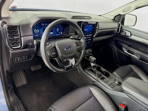 Used 2024 Ford Ranger Lariat w/ Advanced Towing Package image 8