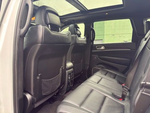 Used 2016 Jeep Grand Cherokee Summit image 22