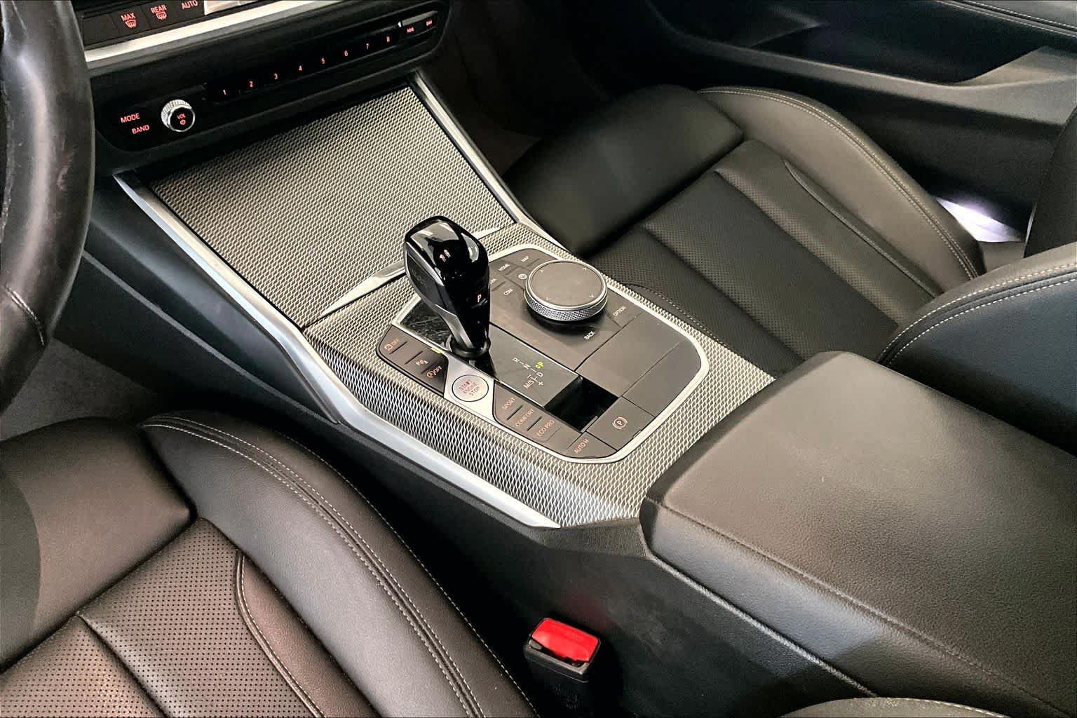 Used 2022 BMW 230i Coupe w/ M Sport Package RWD image 15
