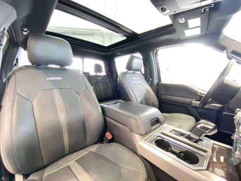 Used 2015 Ford F150 Platinum w/ Equipment Group 701A Luxury AWD/4WD image 27