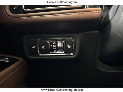 Certified 2025 Lincoln Aviator Reserve w/ Illumination Package image 35