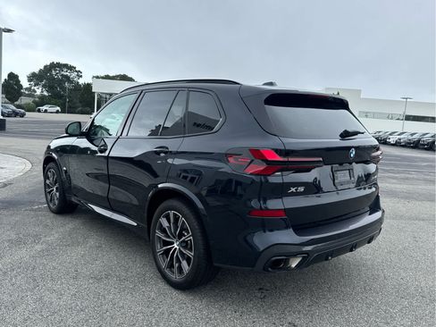 Used 2026 BMW X5 xDrive40i w/ M Sport Package AWD/4WD image 6