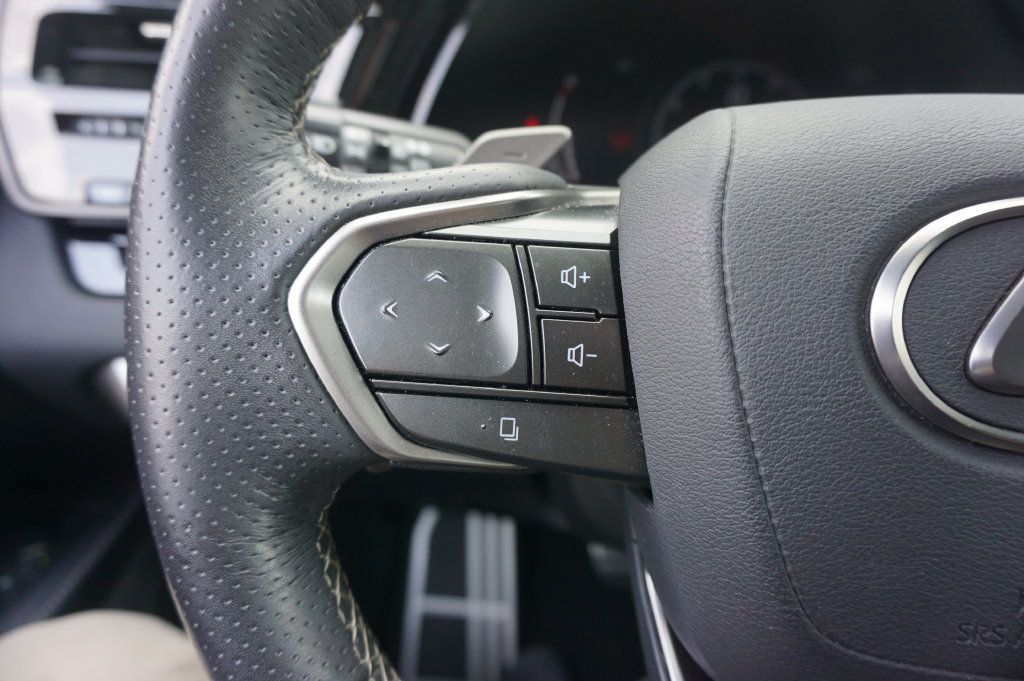 Used 2024 Lexus RX 350 F Sport w/ Convenience Package AWD/4WD image 7