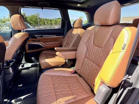 Certified 2024 Kia Telluride SX X-Pro AWD/4WD image 12