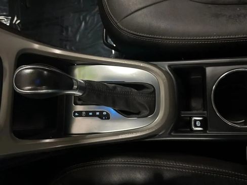 Used 2017 Buick Verano Leather FWD image 10