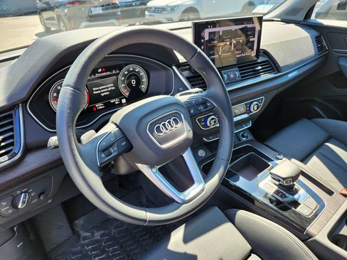Certified 2025 Audi Q5 2.0T Premium Plus w/ Premium Plus Package image 6