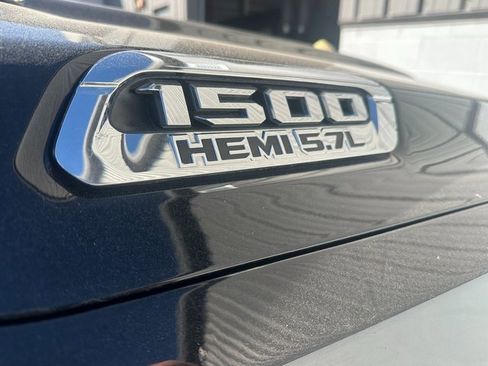 Used 2019 RAM 1500 Laramie image 11