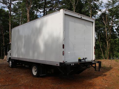 New 2024 Chevrolet Low Cab Forward RWD image 5