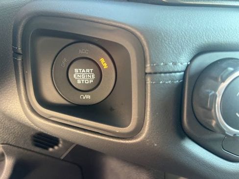 New 2026 Jeep Wrangler Unlimited Sahara AWD/4WD image 13