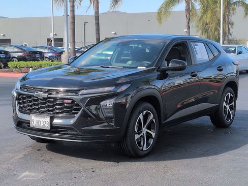Used 2024 Chevrolet Trax RS FWD image 5