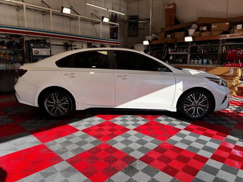 Used 2023 Kia Forte GT-Line w/ GT-Line Technology Package image 8