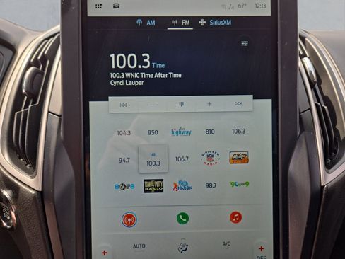 Used 2023 Ford Edge SEL w/ Convenience Package AWD/4WD image 18