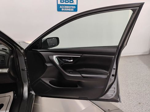 Used 2018 Nissan Altima 2.5 SV image 82