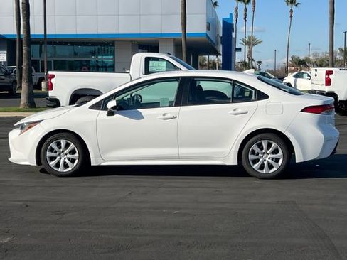 Used 2023 Toyota Corolla LE image 7
