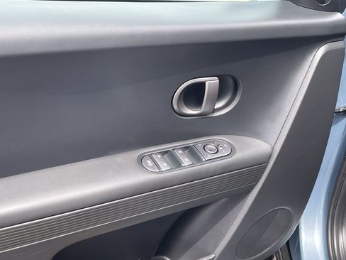 Certified 2025 Hyundai Ioniq 5 SEL AWD/4WD image 17