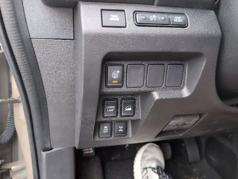 Used 2023 Nissan Frontier PRO-4X w/ Technology Package image 20