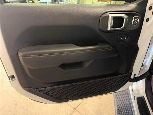 Certified 2021 Jeep Wrangler Unlimited Sahara AWD/4WD image 20