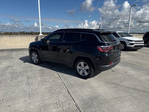 Used 2022 Jeep Compass Latitude image 7