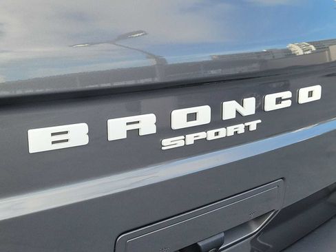 Used 2022 Ford Bronco Sport Outer Banks image 11