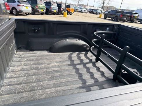 Used 2017 Ford F150 XLT w/ Equipment Group 302A Luxury image 7