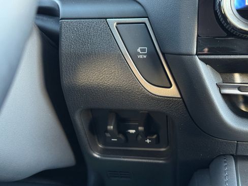 Used 2024 Lexus GX 550 AWD/4WD image 25