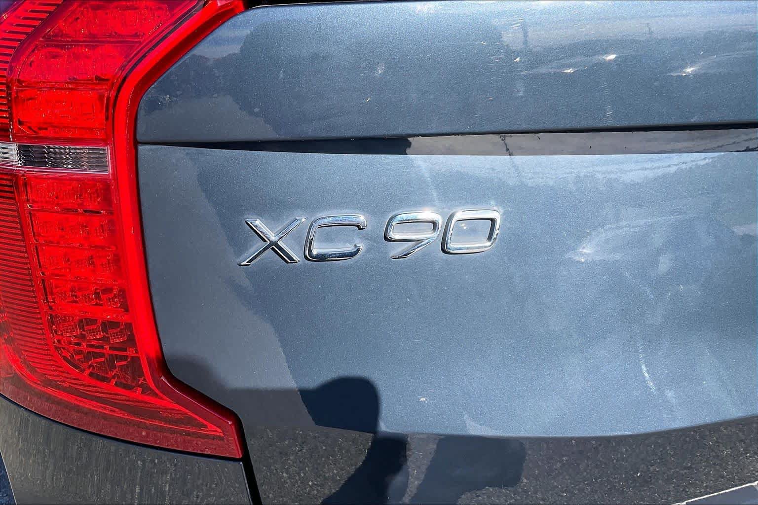 Used 2023 Volvo XC90 B6 Plus w/ Protection Package Premier AWD/4WD image 9