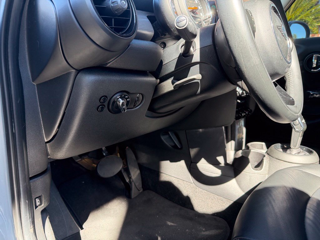 Used 2021 MINI Cooper 4-Door Hardtop FWD image 20