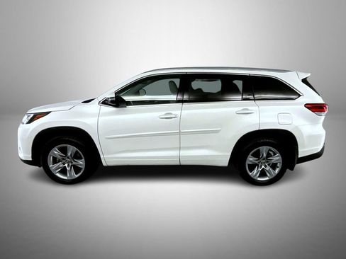 Used 2019 Toyota Highlander Limited w/ Protection Package #3 AWD/4WD image 8