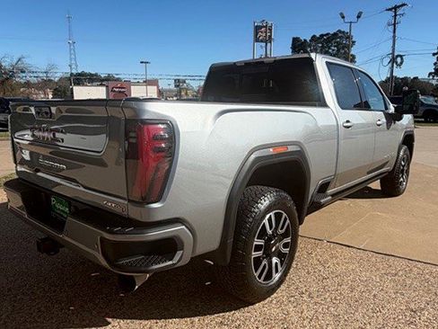 Certified 2024 GMC Sierra 2500 AT4 w/ AT4 Preferred Package image 5