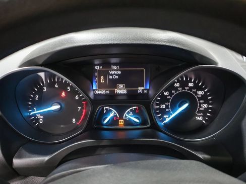 Used 2018 Ford Escape SE w/ SE Sync 3 Package AWD/4WD image 36