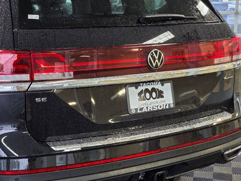 New 2026 Volkswagen Atlas SE image 13