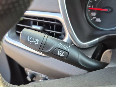 Used 2021 Chevrolet Equinox LT AWD/4WD image 22