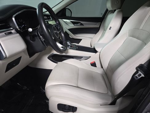 Used 2023 Jaguar F-PACE R-Dynamic S image 10