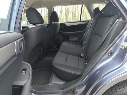 Used 2017 Subaru Outback 2.5i AWD/4WD image 27