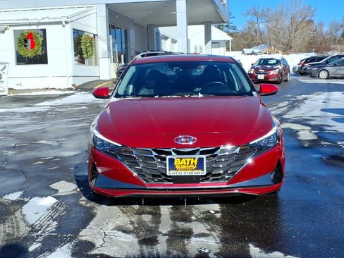 Used 2023 Hyundai Elantra Limited FWD image 2