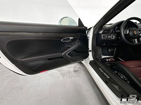 Used 2019 Porsche 911 Targa 4 GTS AWD/4WD image 13
