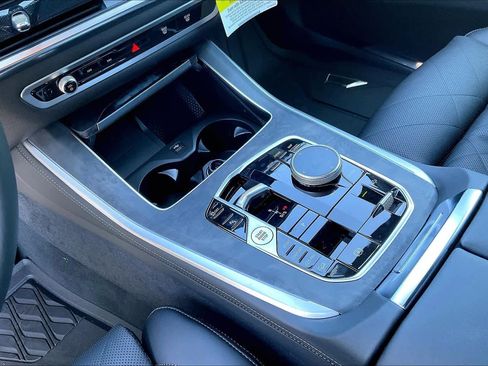 New 2026 BMW X5 xDrive40i AWD/4WD image 8