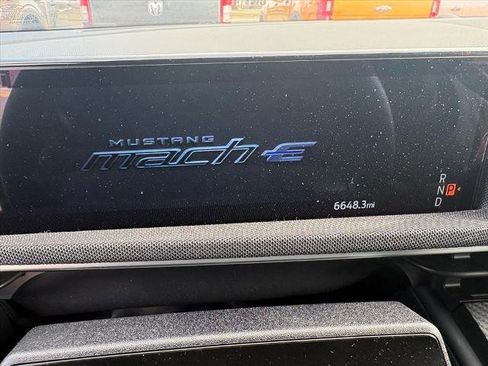 Certified 2025 Ford Mustang Mach-E Select image 8