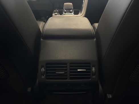 Certified 2024 Jaguar E-PACE R-Dynamic SE image 19